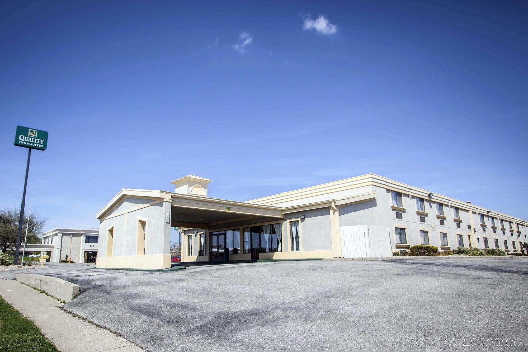 Quality Inn & Suites Bloomington University Area Ngoại thất bức ảnh